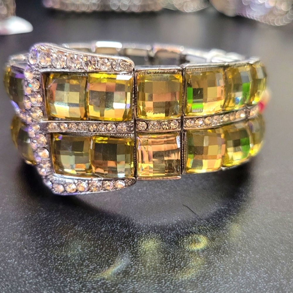 New Yellow Rhinestone Buckle Bracelet